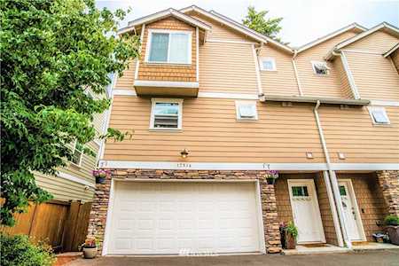 17514 12th Ave NE Shoreline, WA 98155