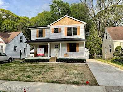 1106 N Vermont Ave Royal Oak, MI 48067