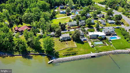 30 Chesapeake Ave Prince Frederick, MD 20678