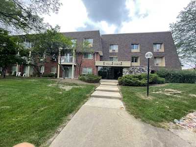 2 Villa Verde Dr #310 Buffalo Grove, IL 60089