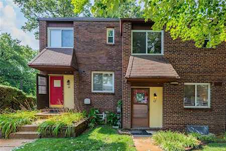17 Tower Hill Olivette, MO 63132