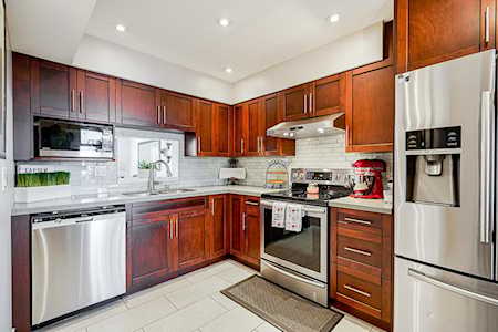 10980 No. 2 Road #8 Richmond, BC V7E 2E3