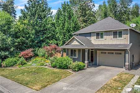 8121 10th Place NE Lake Stevens, WA 98258
