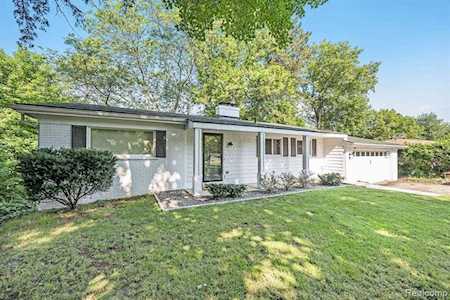 1790 Milford Heights Milford Twp, MI 48381
