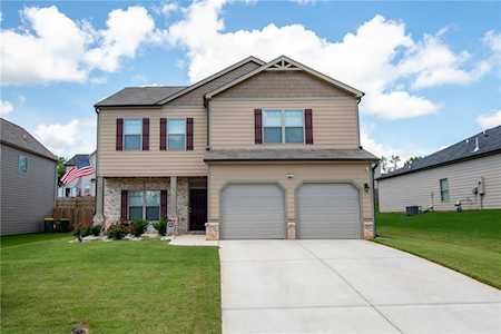 143 Humphry Ct Winder, GA 30680