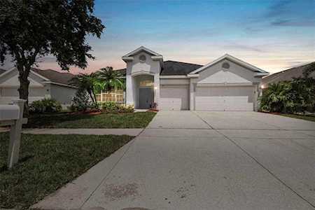 518 York Dale Dr Ruskin, FL 33570