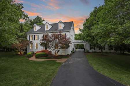 18606 Charlevoix Ln Wildwood, MO 63005