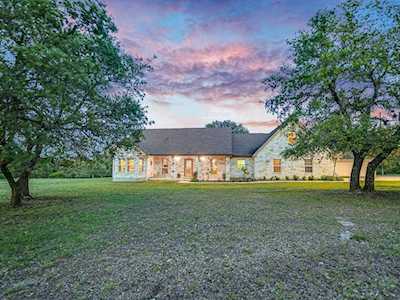 23725 Tres Coronas Spicewood, TX 78669