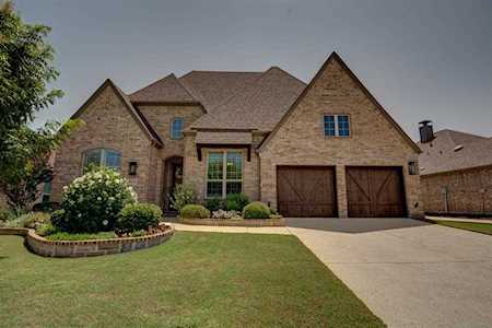 1004 W Bluff Way Roanoke, TX 76262