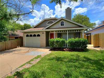 1817 Heatherglen LN Austin, TX 78758