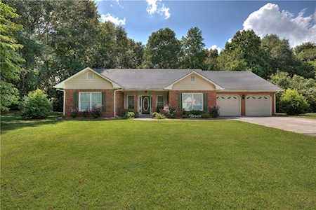 11 Cliffhanger Pointe SW Euharlee, GA 30120