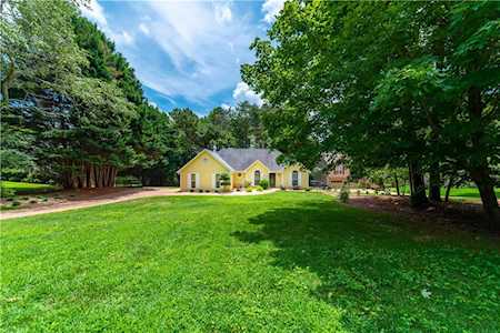 1940 Pilgrim Rd Cumming, GA 30040