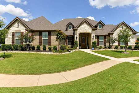 7901 KATHY ANN Court Arlington, TX 76001