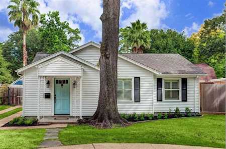1038 W 43rd St Houston, TX 77018