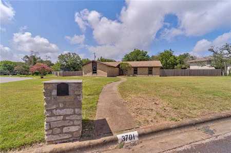 3701 Saddlestring TRL Austin, TX 78739