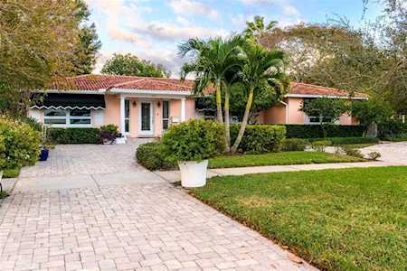 401 Appian WAY NE St. Petersburg, FL 33704