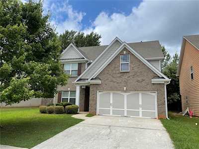 762 Lynnfield Dr Lawrenceville, GA 30045