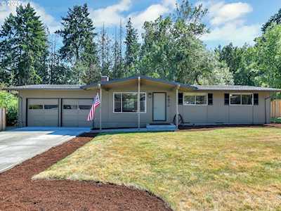 8870 SW Pinebrook St Tigard, OR 97224