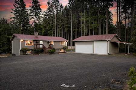 5857 Kings End Place SE Port Orchard, WA 98367