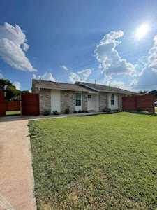906 E Leslie CIR #A Austin, TX 78721