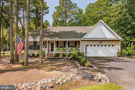 1 Weeping Willow Ct Ocean Pines, MD 21811