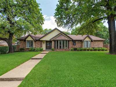 7308 Londonderry Drive North Richland Hills, TX 76182