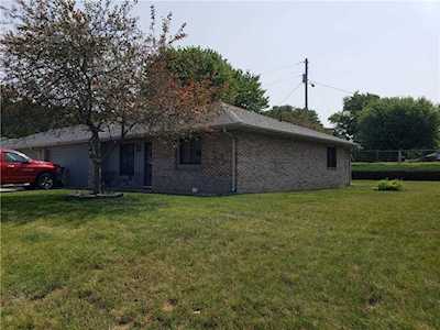 4114 Daphne Dr Anderson, IN 46013