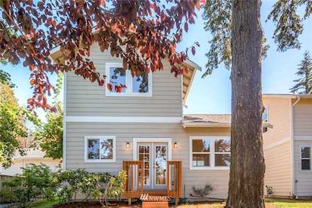 19506 8th Ave NW Shoreline, WA 98177