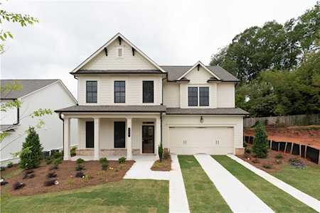 257 Avon Dr Avondale Estates, GA 30002