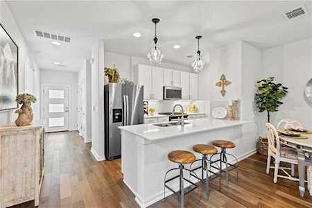 6800 Menchaca RD #35 Austin, TX 78745