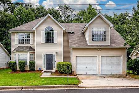 4090 Waldrop Hills Dr Decatur, GA 30034