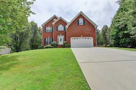 1911 Commons View Circle Snellville, GA 30078