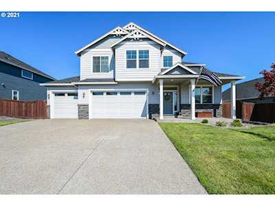 505 E Spruce Ave La Center, WA 98629