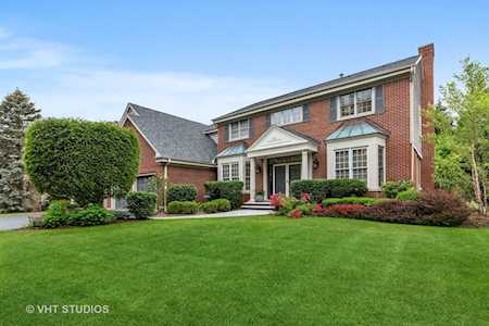 621 Fairfield Dr Barrington, IL 60010