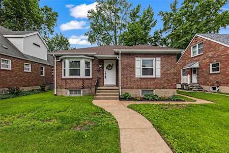 1045 Jackson Street St St Charles, MO 63301
