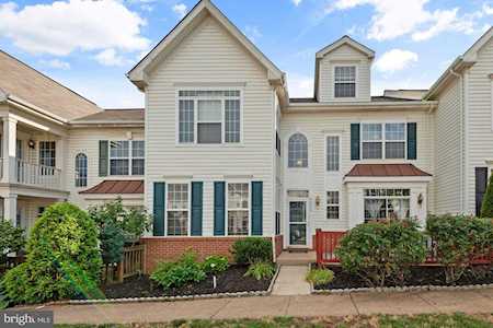44263 Shehawken Terrace Ashburn, VA 20147