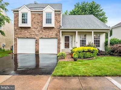 3628 Beech Down Dr Chantilly, VA 20151