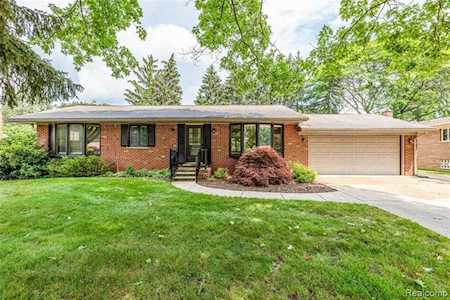 34356 Burton Lane Livonia, MI 48154