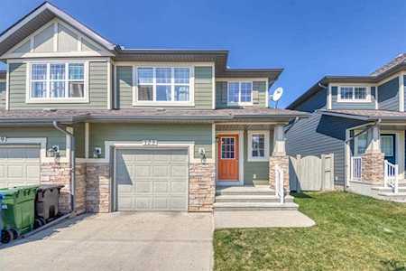 123 Panatella Dr NW Calgary, AB T3K 0N4