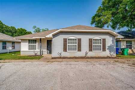 717 Caddell Street Aubrey, TX 76227