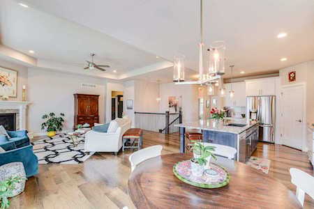 1017 Waterford Ln Waunakee, WI 53597