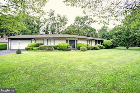 13126 Woodburn Dr Hagerstown, MD 21742