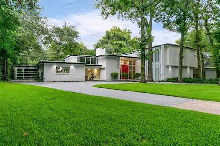 245 Chimney Rock Rd Houston, TX 77024