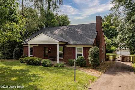4307 Saint Regis Ln Louisville, KY 40220