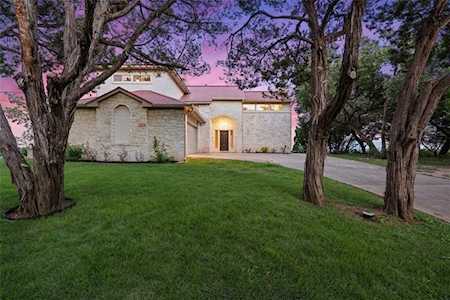8805 Grandview DR Jonestown, TX 78645