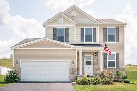 2144 Greencrest Way Lancaster, OH 43130