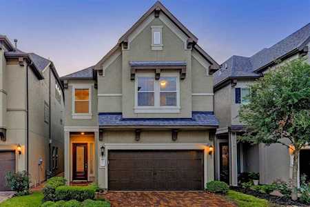 2829 Shadow Woods Ct Houston, TX 77043
