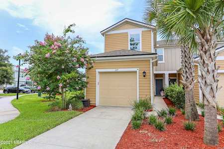 329 Servia Dr St Johns, FL 32259