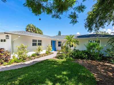 1031 Contento St Sarasota, FL 34242
