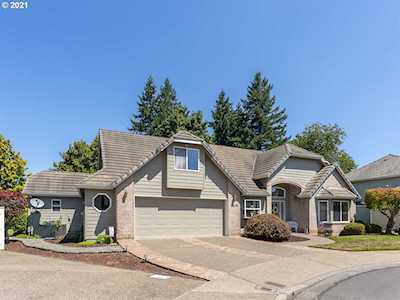 16659 NE Schuyler Ct Portland, OR 97230